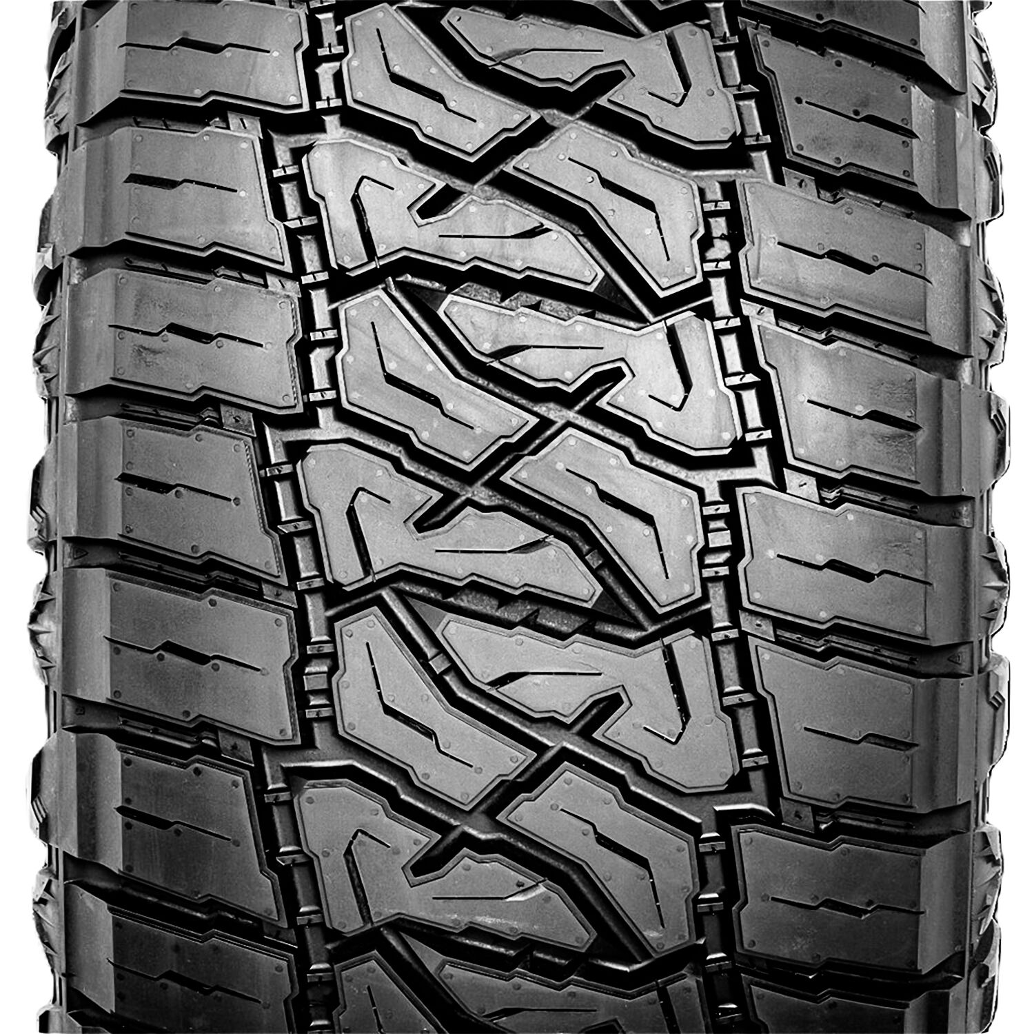 Vantage R/T LT 315/70R17 126/123Q