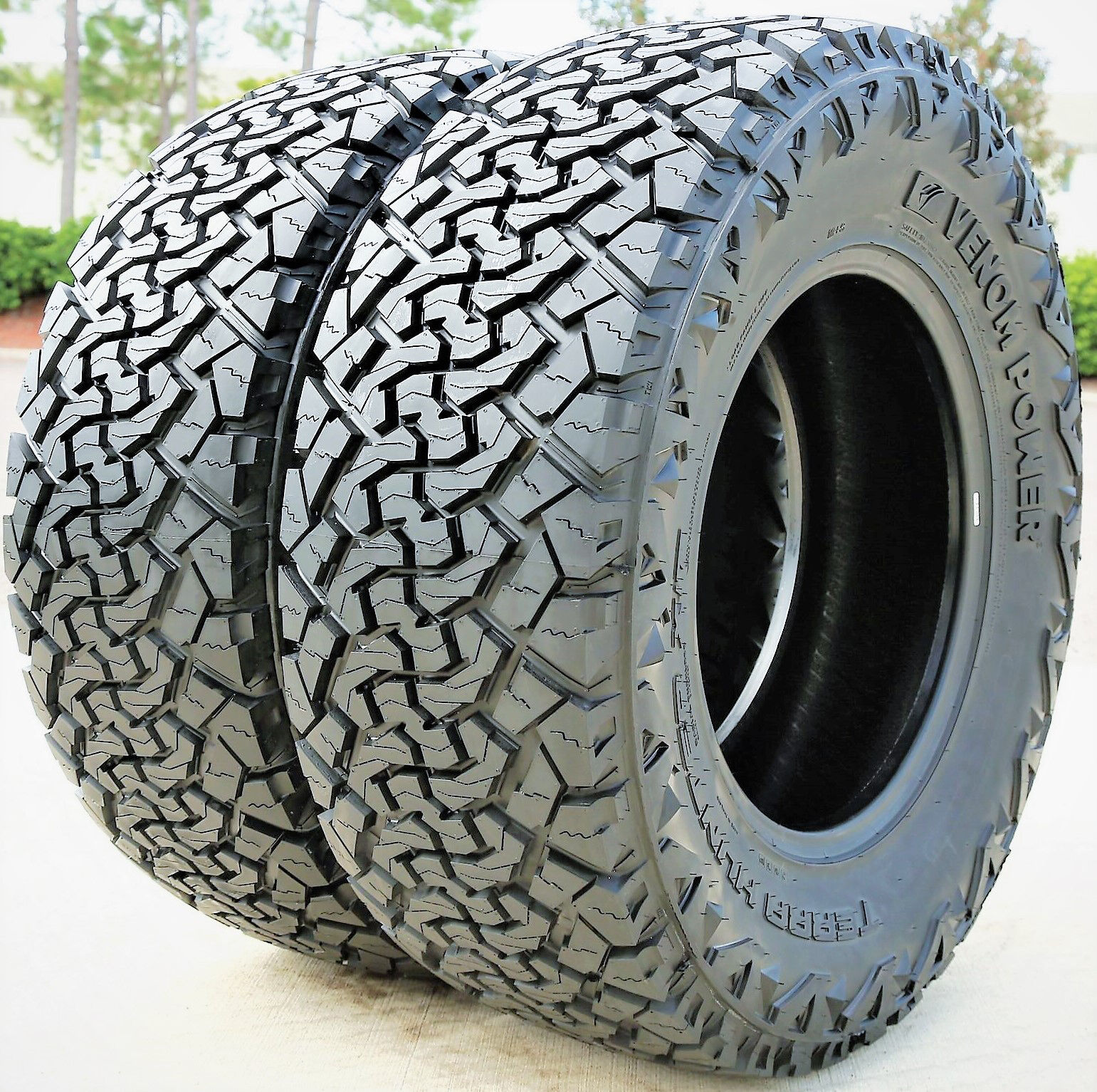 Venom Power Terra Hunter X/T LT 33X12.50R20 114R E (10 Ply)