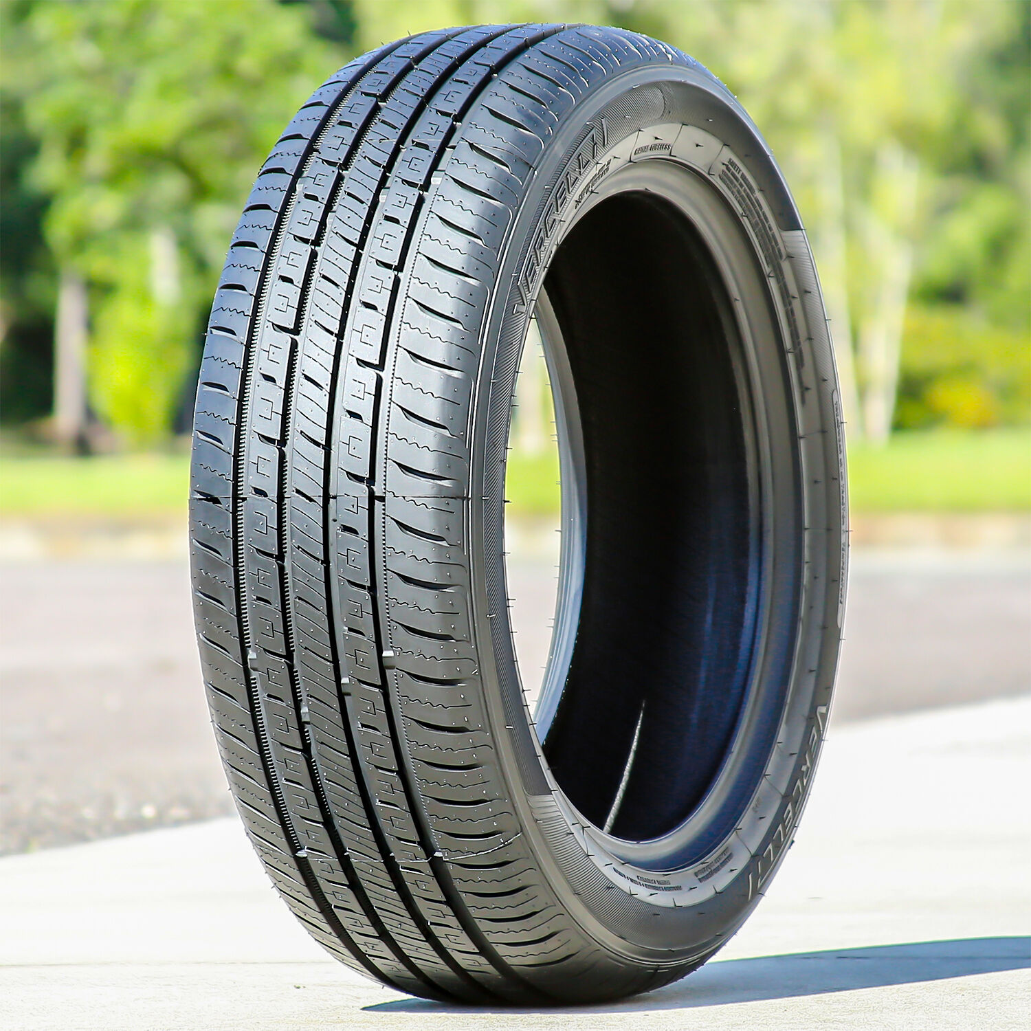 Vercelli Strada I 235/65R17 104H