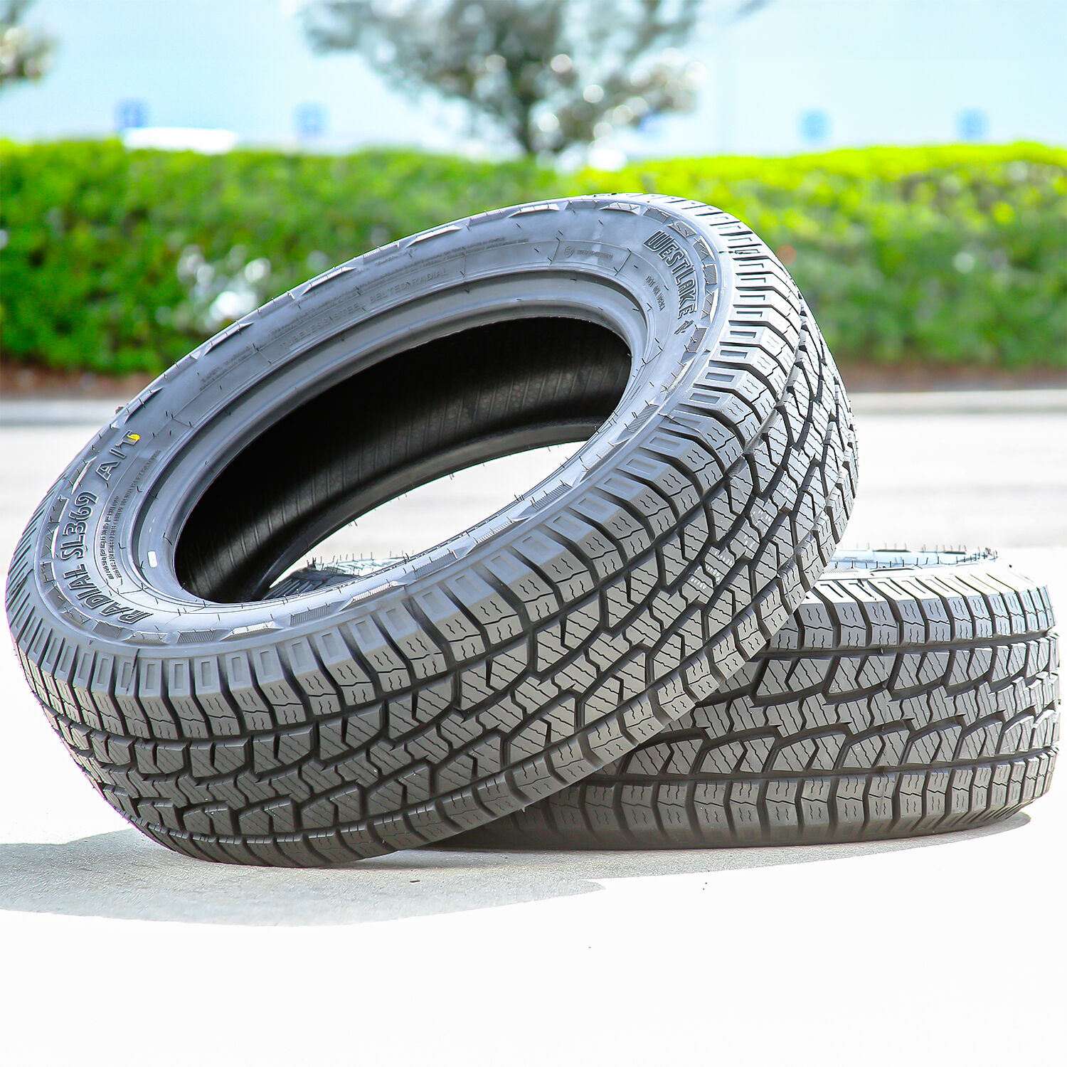 Westlake Radial SL369 A/T 235/65R17 104S