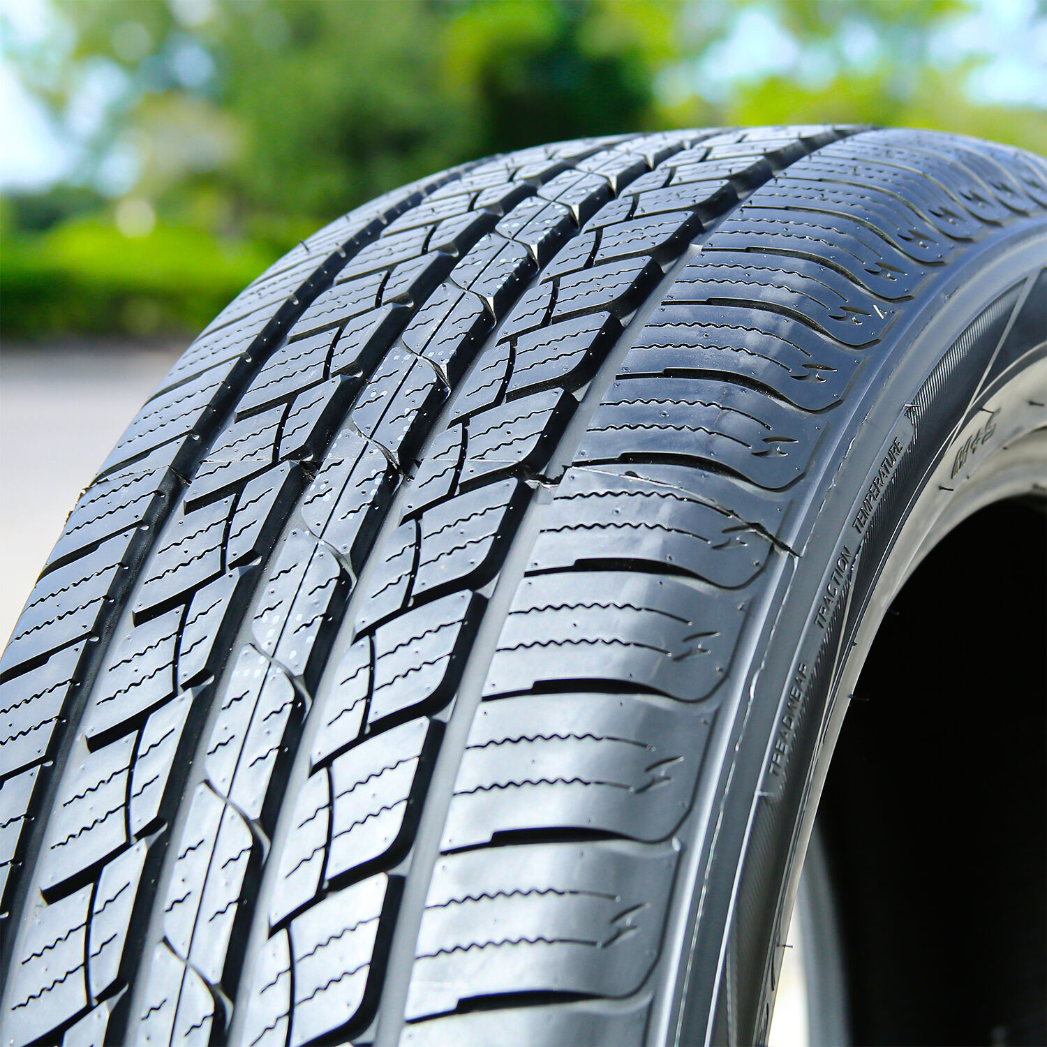 Westlake SU318 H/T 265/65R18 114T