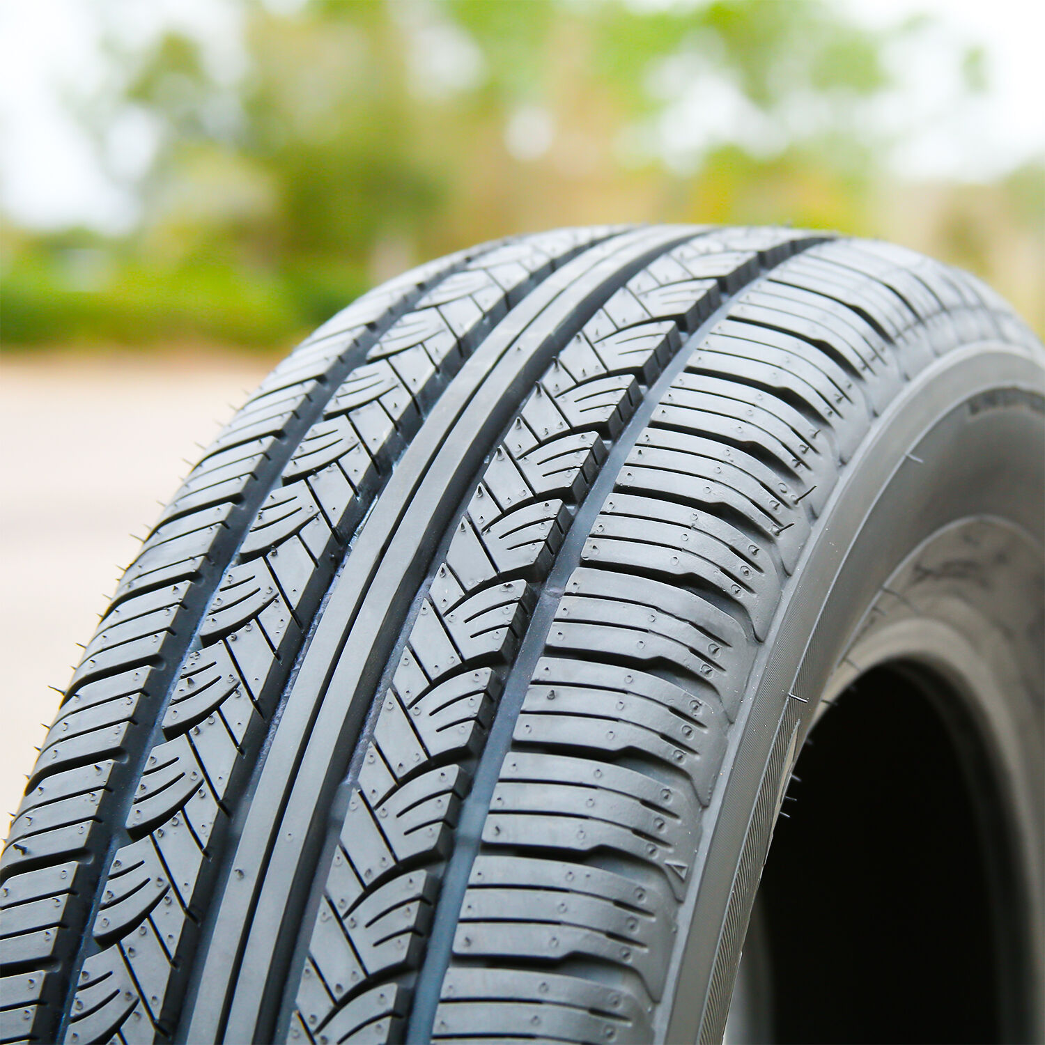 Yokohama AVID Touring-S 225/65R17 102T