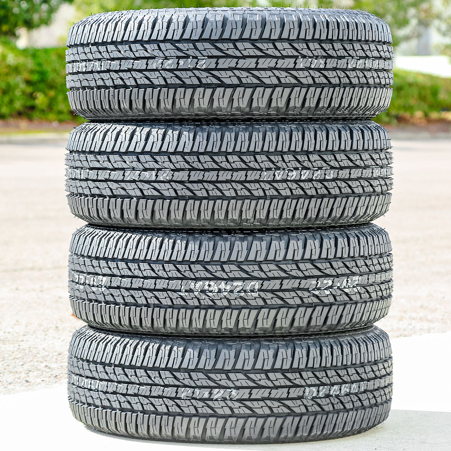 Yokohama Geolandar A/T G015 LT 315/70R17 121/118S E (10 Ply) (DC)