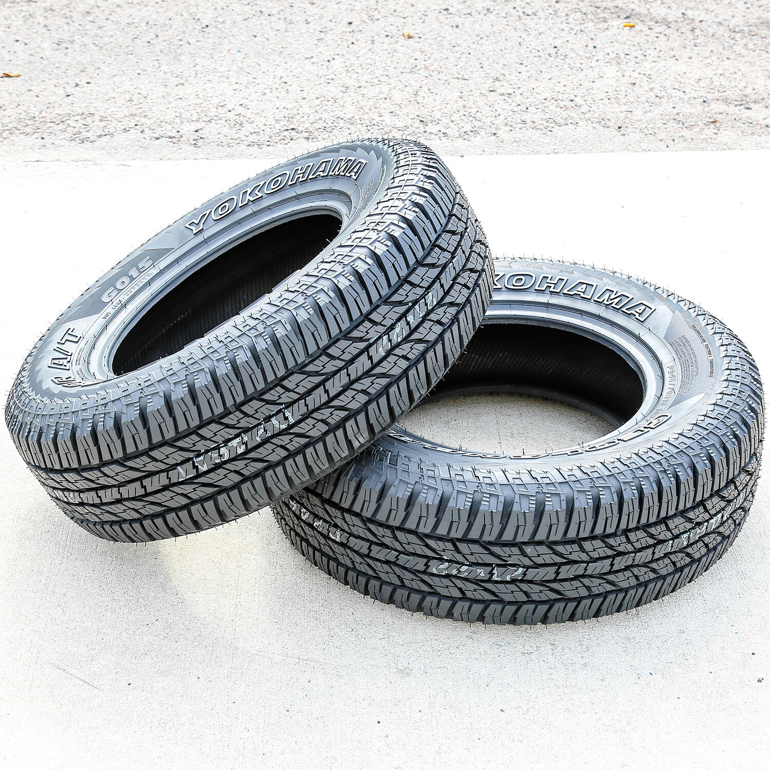 Yokohama Geolandar A/T G015 245/70R16 106T