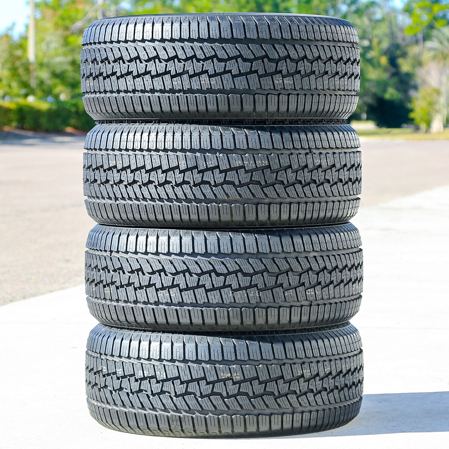 Yokohama Geolandar CV 4S 235/65R17 108V XL