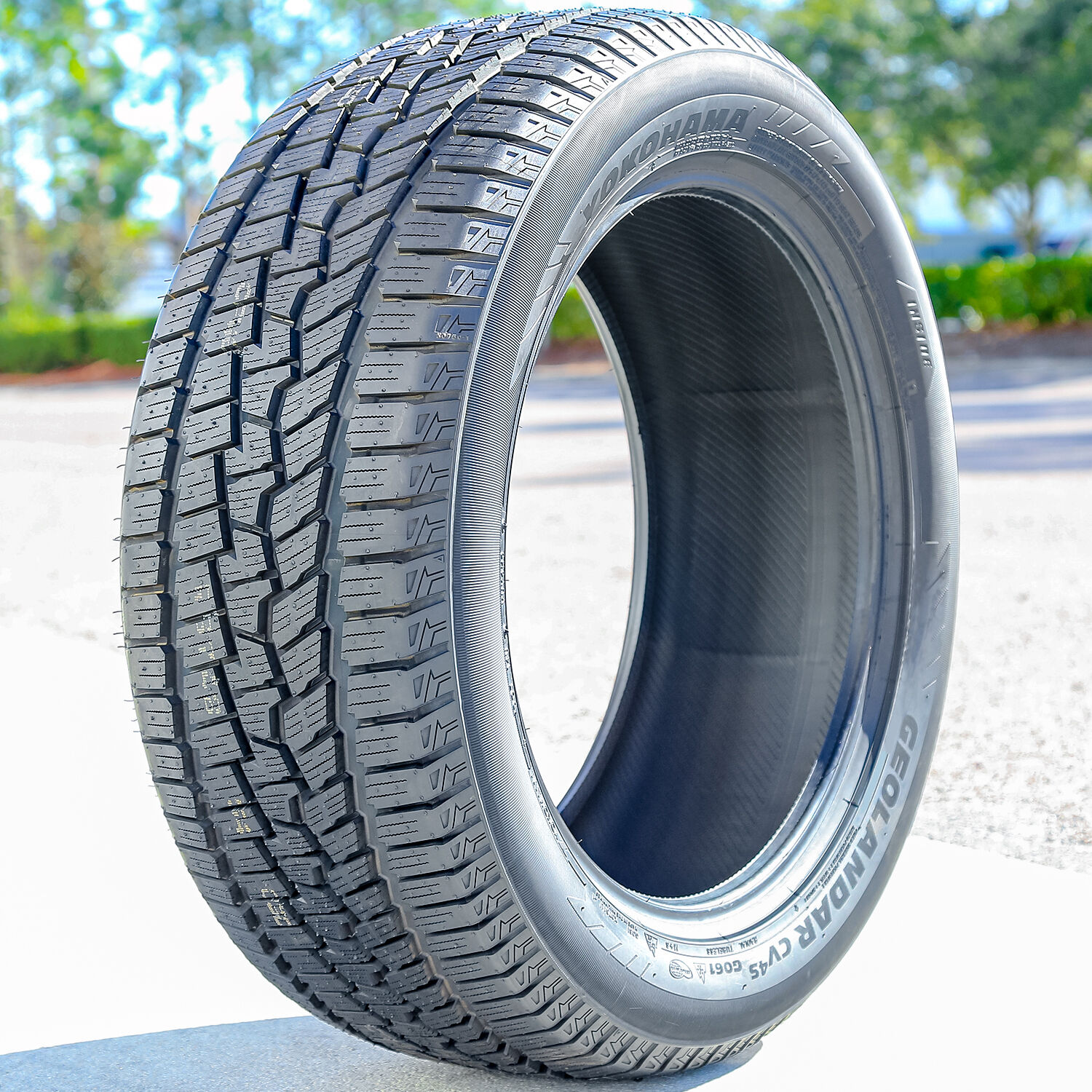Yokohama Geolandar CV 4S 235/65R17 108V XL