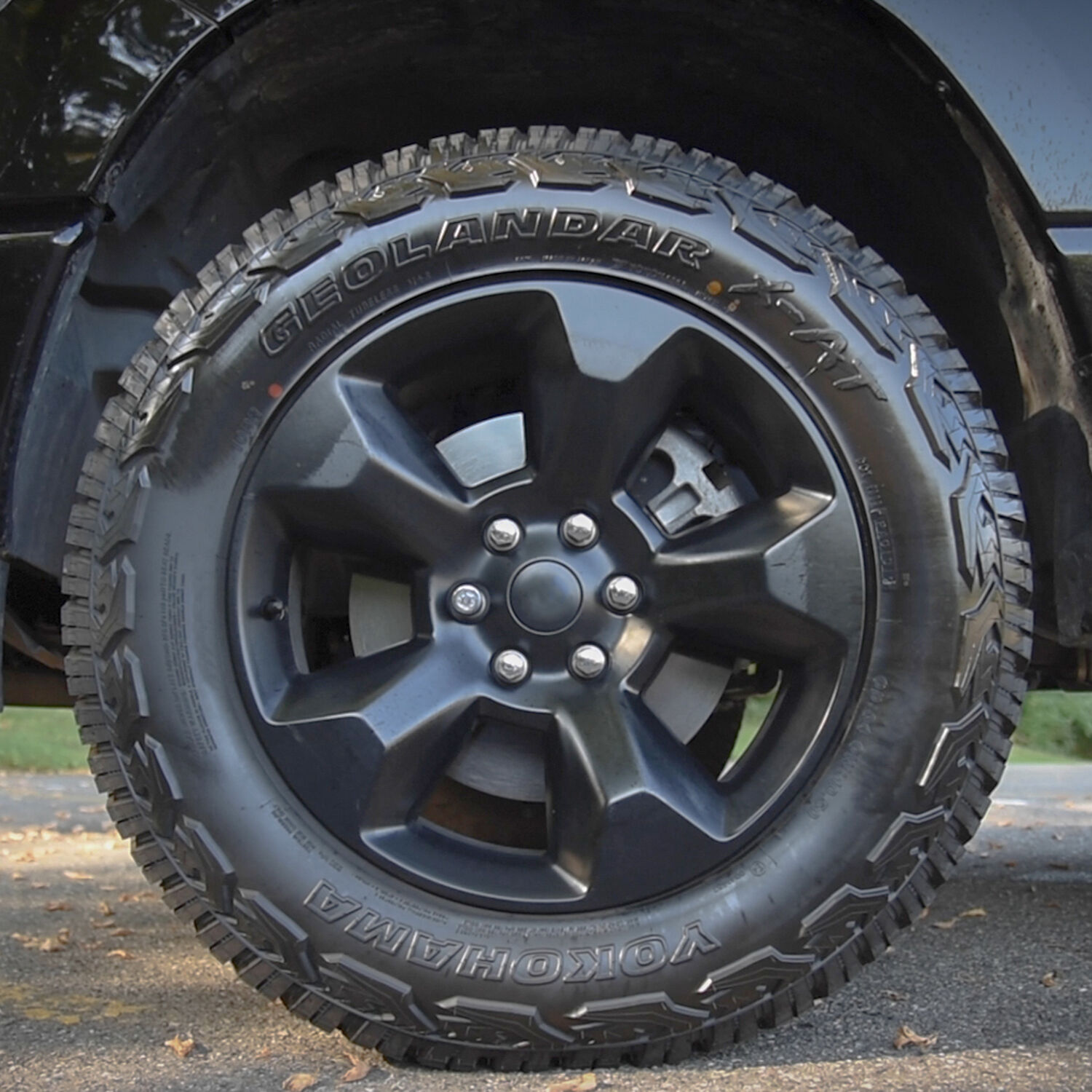 Yokohama Geolandar X-AT (Geo-Shield) LT 33X12.50R17 121Q F (12 Ply)