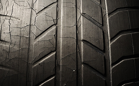 Cracked Tires: A Complete Guide to Causes, Risks & Fixes