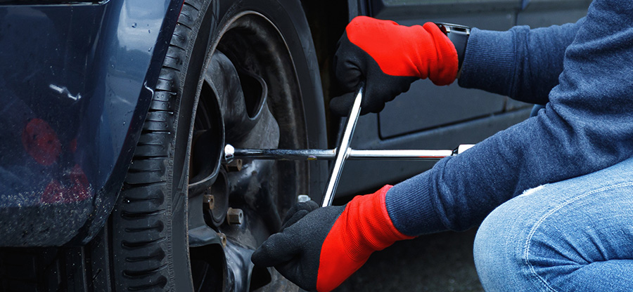 Cross-Shaped Tire Iron